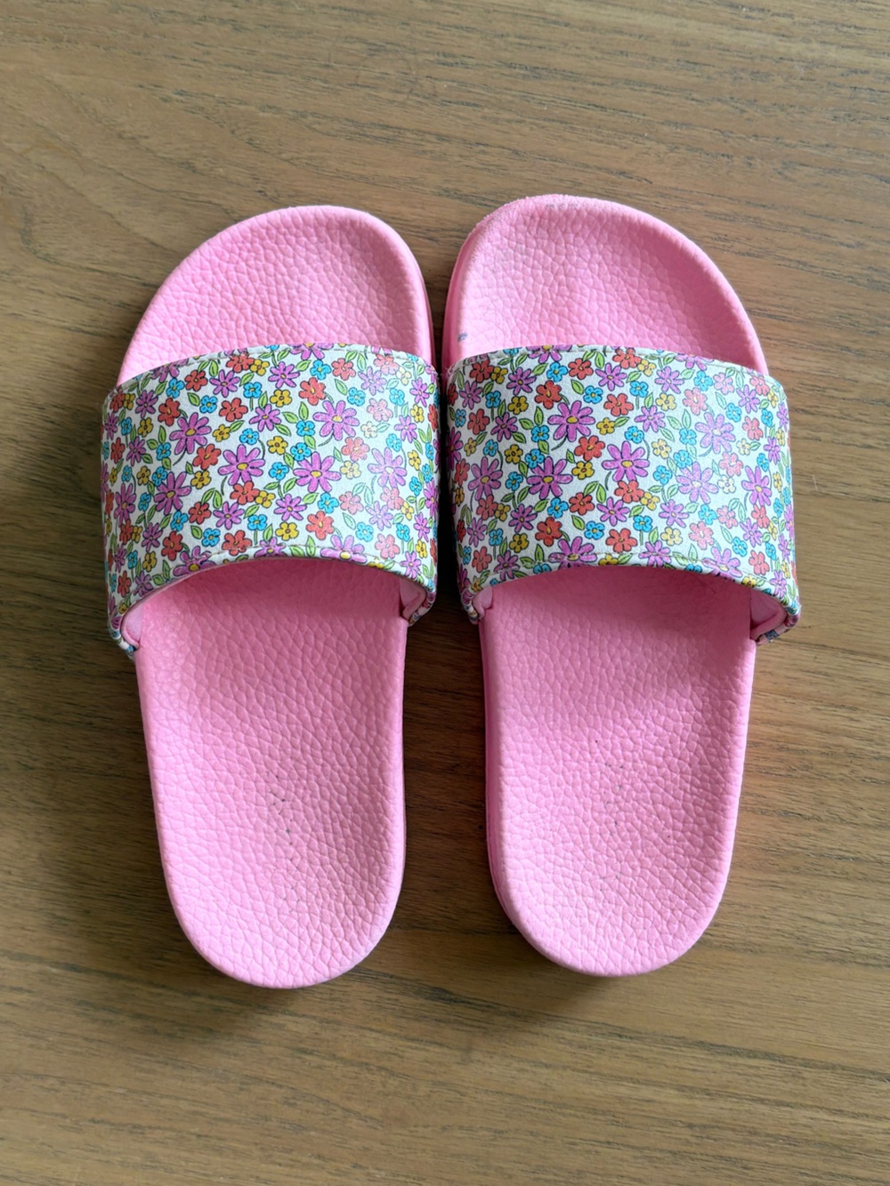 Old Navy Pink Printed Faux-Leather Pool Slide Floral Sandals